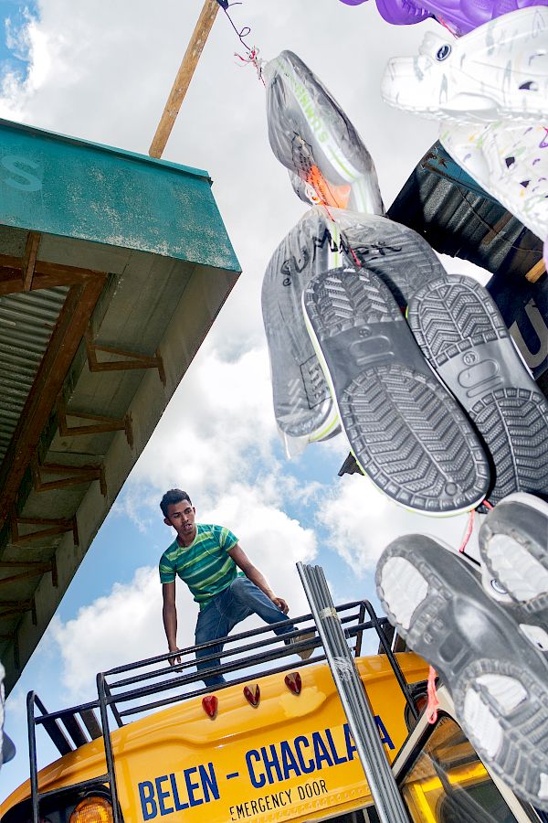 Buenos Tardes Amigo / Postcards from Nicaragua